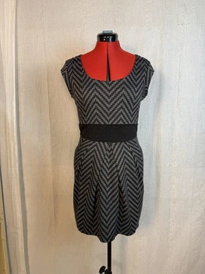 Vestido para mujer BeBop talla grande negro gris mini ajuste acampanado geométrico elástico D663 Foto 1 de 4