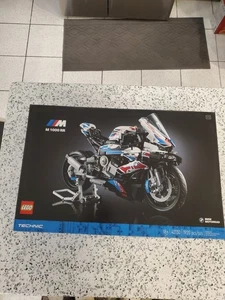 Lego Technic BMW M 1000TR 42130 Neu Factory Sealed 18+ 1920 Teile - Bild 1 von 22