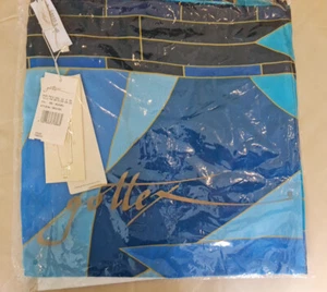 GOTTEX blues mixed - 6 foot square - beautiful - Picture 1 of 1