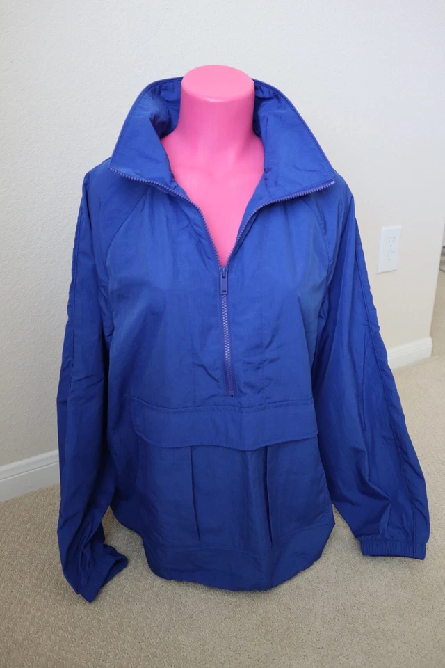 NUEVO CON ETIQUETAS CORTAVIENTOS BANANA REPUBLIC NAILON ARRUGADO AZUL COBALTO TALLA M PRECIO DE VENTA SUGERIDO POR EL FABRICANTE $160 Foto 1 de 4