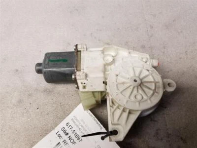 2010 -15 Mercedes-Benz GLK350 - Left Front Window Motor - 2048200142 - R326555 - Image 1 of 4