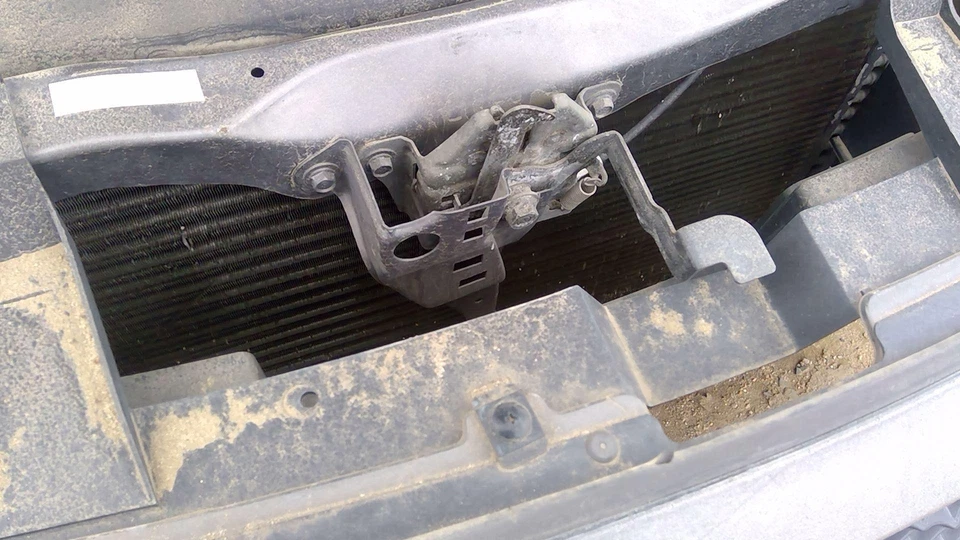 Ford Escort Zx2 1997-2003 pestillo de capó con soporte OEM Foto 1 de 4