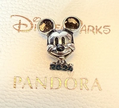 Pandora Disney Charm Micky Maus  Mickey Mouse Disney Parks Exclusive 2024 - Bild 1 von 3