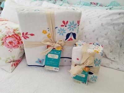 NUEVO CON ETIQUETAS JUEGO DE EDREDÓN Y ALMOHADA PIONERA MUJER 'MAZIE MEDALLÓN' KING Foto 1 de 4