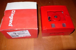 LEGRAND 038009 Coffret bris de glace coup de poing IP44 rouge 2 voyant, saillie - Picture 1 of 13