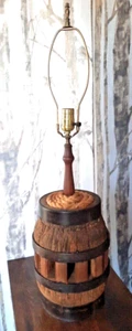 Antike Eiche Eisen Holz Wagen Radnabe Holz Tischlampe SCHWER KOSTENLOSER VERSAND - Bild 1 von 9