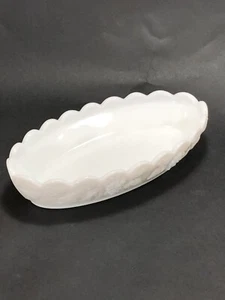 Vtg Westmoreland White Milk Glass Paneled Grape Pickle Dish Serving Tray 8”x4” - Picture 1 of 4
