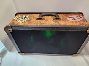 Halloween animierte Bewegung aktivierte Kofferrequisite mit gefangenem gruseligem Schädel gebraucht - Bild 1 von 10