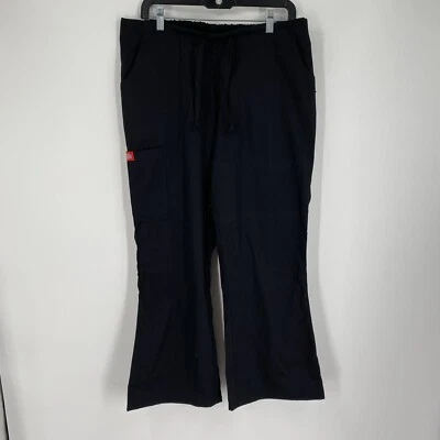 Calça esfoliante feminina Dickies Medical Uniforms preta tamanho MP - Imagem 1 de 3