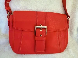 LIZ CLAIBORNE New York Red Faux Leather Buckle Shoulder Bag BEAUTIFUL Condition - Picture 1 of 7