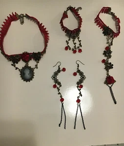 4 Piece Set, Red Lace Lady Cameo Rose Choker, Earnings, And 2 Bracelets - Picture 1 of 12