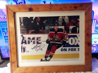 Mark Parrish Florida Panthers Signed Color Photo 15x12 Framed - Image 1 of 3