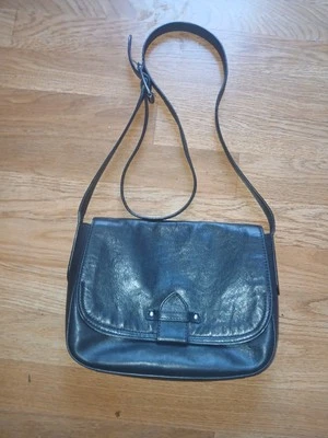 FRYE Cuero Negro Hobo Frontal Solapa Bandolera Bolso de Hombro Alforja Cartera Foto 1 de 4
