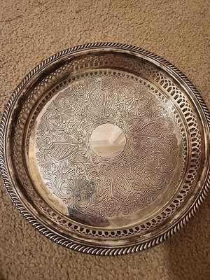 Bandeja para servir reticulada vintage Lunt plateada plato flor de lis Foto 1 de 4