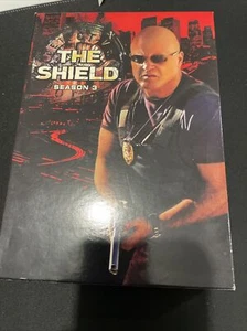 The Shield Season 3 - DVD Series US Import. Rare. LIKE NEW! - Picture 1 of 4