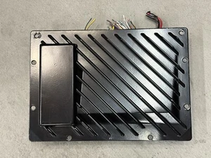 Jaguar Land Rover Radio Stereo Audio Amplifier Amp BJ32-19C164-AF - Picture 1 of 8