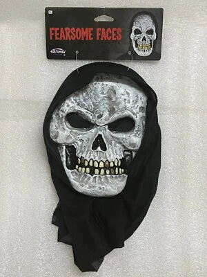 Fun World Fearsome Faces Skull Ghost Face Teeth Halloween White Mask Shroud - Image 1 of 4