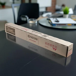 Cartuccia toner originale Kyocera TK-8517M magenta nuova sigillata spedizione veloce - Foto 1 di 6