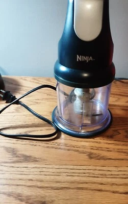 Ninja Express Chop Food Chopper 16 oz Bowl Chop Mince Purée FAST NJ100GR - Image 1 of 2