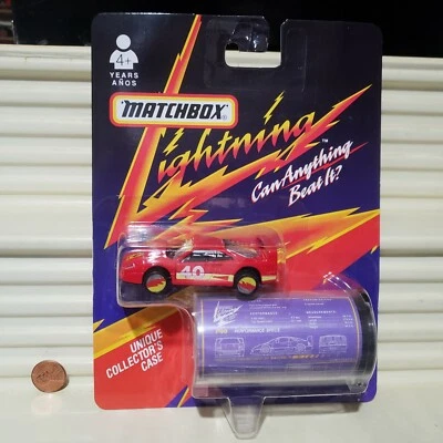 Matchbox Rojo Ferrari F40 1991 Lightning LR750 Nuevo en C9.5 Paquete de Burbujas Sellado Foto 1 de 3