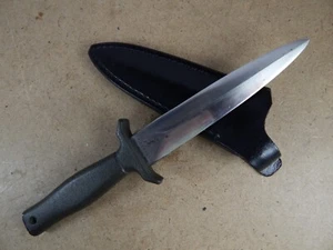late 70's GERBER Mark 1 FIGHTING KNIFE Dagger - Picture 1 of 6