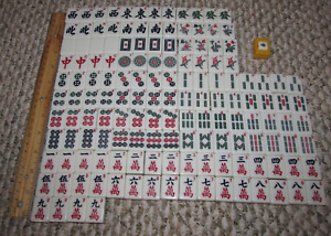 MAH JONG Green and White 148 Game Tile Piece Set Great For Crafting or Jewelry
