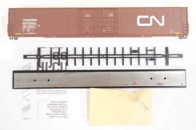 HO Athearn Canadian National 86ft Double-Plug Door Hi Cube Auto Parts Box Car - Image 1 of 4