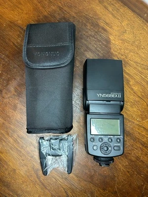 Flash para cámara Yongnuo Speedlite YN568EX II YN568EX II Foto 1 de 4