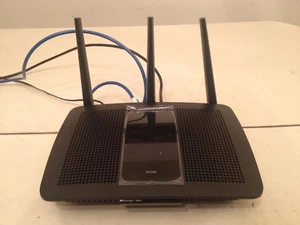 Linksys AC1750 Dual-Band Smart Wireless Router EA7300 - Picture 1 of 6