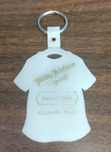 Willie Nelson and Family Keychain - General Store - Nashville Tennessee T-Shirt - Picture 1 of 2