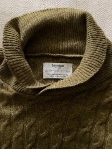 JOHNSTONS SWEATER Lambswool & Cotton Made In Scotland XL Shawl Cable Gold/Green - Picture 1 of 8