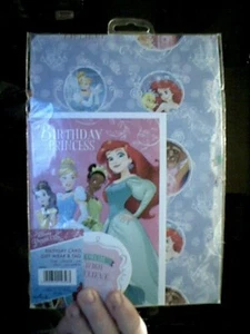 TARJETA DE CUMPLEAÑOS DE PRINCESAS DISNEY / PAPEL DE ENVOLTURA / ETIQUETA REGALOS DE CELEBRACIÓN - Imagen 1 de 1