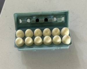 Acme Egg Carton Dozen Eggs Kitchen Vintage Fridge Magnet 1992 Refrigerator - Picture 1 of 6