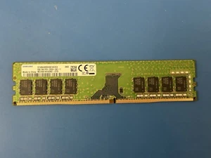 Samsung 8GB DDR4 2666MHz PC4-21300 1Rx8 DIMM Desktop Memory RAM M378A1K43DB2-CTD - Picture 1 of 3