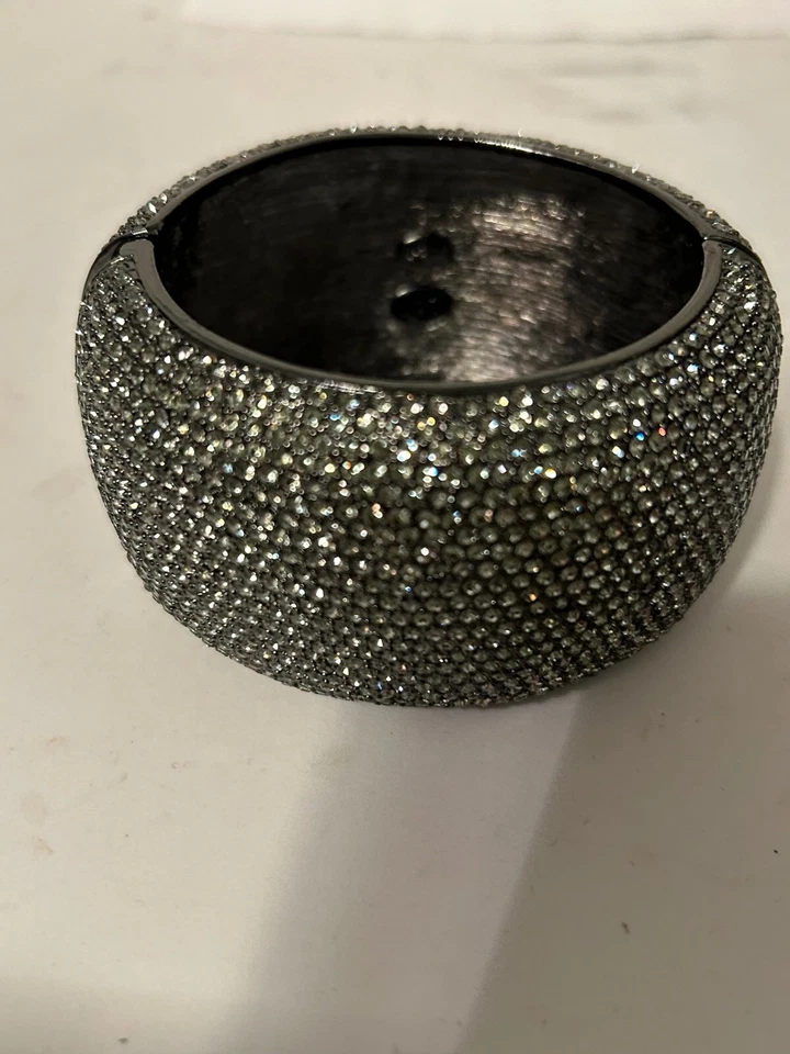 Pulsera Joan Rivers Moda Pavé Bisagra Cristal - Edición Limitada Foto 1 de 4