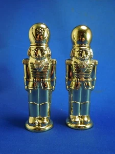 Vintage Bombay Company  Nutcrakers Salt & Pepper Shakers -  Godinger Silver 1994 - Picture 1 of 9