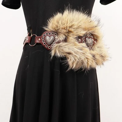 Cinturón de cuero de felpa peludo corazón para mujer accesorio de invierno nuevo Foto 1 de 4