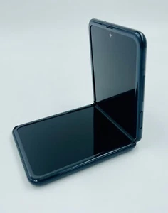Samsung Galaxy Z Flip SM-F700 - New, Open Box - Photo 1 sur 7