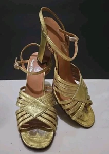 Vintage Margaret Jerrold 8 AAA Gold Shoes Sandals Strappy Open Toe Style 350 - Picture 1 of 22