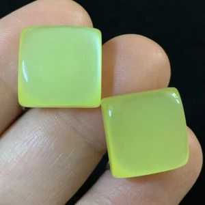 Vtg Moonglow Yellow Chunky Square Lucite Screw Back Earrings 5/8” - Picture 1 of 4
