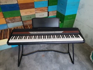 Piano digitale Korg SP 250 - 88 tasti pesati - Foto 1 di 5