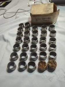 NOS Lot Of 32 TORRINGTON B-2016 NEEDLE BEARING Open Box Minor Shelf Wear - Picture 1 of 10