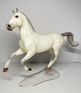 Jersey Breyer Horse Cedric 2008 ganador de la medalla de oro US Show Fleabitten gris - Imagen 1 de 22