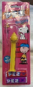 PEZ Snoopy & The Peanuts Gang WOODSTOCK 3.9 Thin Feet Yugoslavia ON CARD w75 - Picture 1 of 13