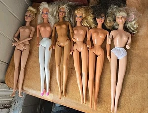 5 muñecas Barbie Mattel (4 vintage) y especias deportivas - fashionista - Imagen 1 de 14