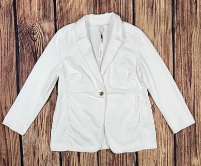 Chico’s Women’s White Denim Blazer Size 2 Large Stretch Button Tan Stitching NWT - Image 1 of 4