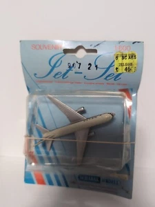 Schabak Jet Set 1/600 Scale Delta - Blister Pack - Picture 1 of 3