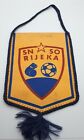 SN - SO RIJEKA, club de football croate, drapeau vintage, fanion !