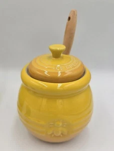 Le Creuset Yellow Ombre Stoneware Honey Pot with Wooden Silicone Dipper - Picture 1 of 5