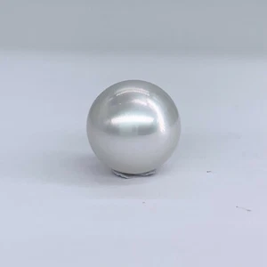 South Sea Pearl White Round AAA grade 11.5mm, 2.17gr - Picture 1 of 10